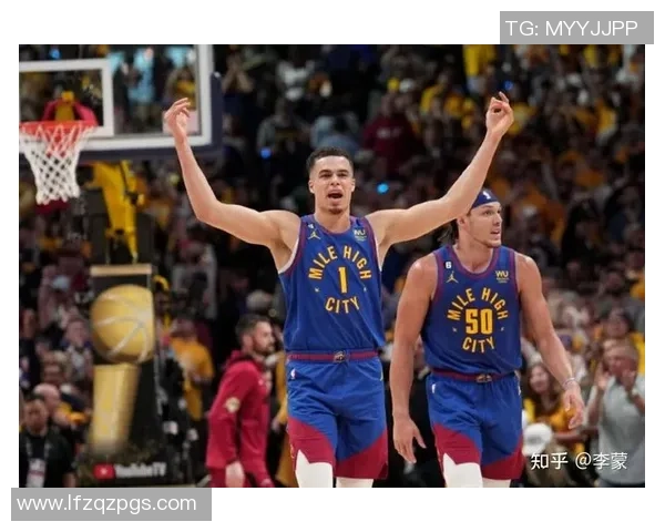 深圳飞盘队防守策略揭秘:如何在比赛中提升防守效率与团队协作 深圳飞盘队防守策略揭秘:如何在比赛中提升防守效率与团队协作